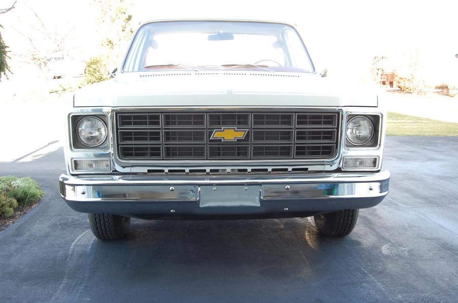  Chevrolet C10 Scottsdale Sport Pickup 1979 года  (фото 2 из 58)